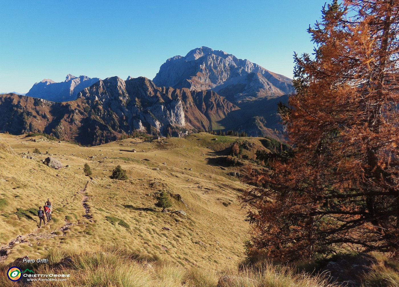 57 Rientriamo al Monte Campo.JPG